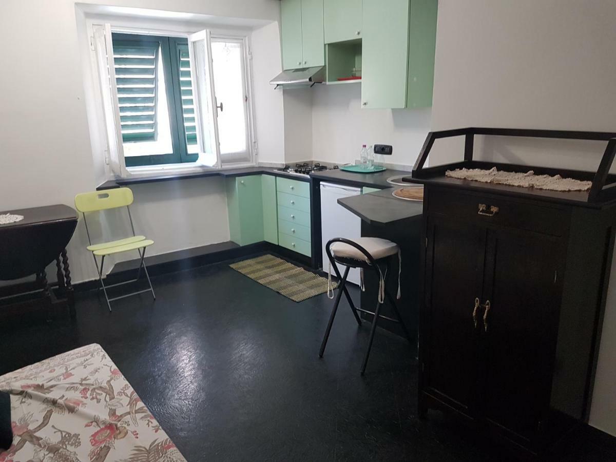 La Casa Di Pitto Apartment เจนัว ภายนอก รูปภาพ
